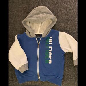 Tommy Hilfiger Baby lightweight zip-up hoodie jacket. Size: 6-9 months